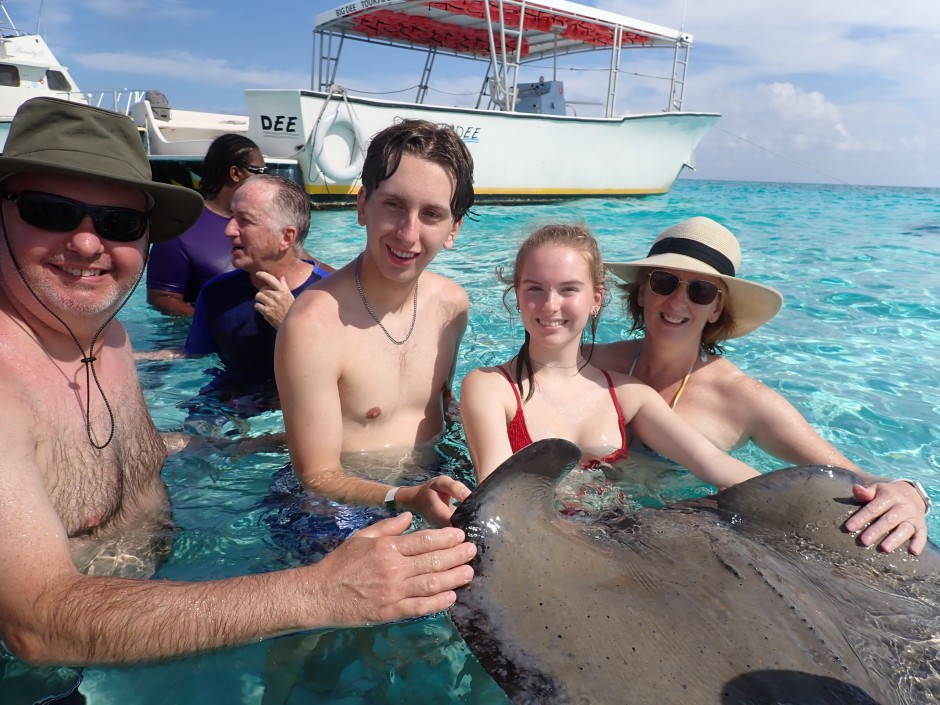 3 Stop Tour - Stingray City - Sandbar - Coral Gardens Snorkeling and Star Fish Point